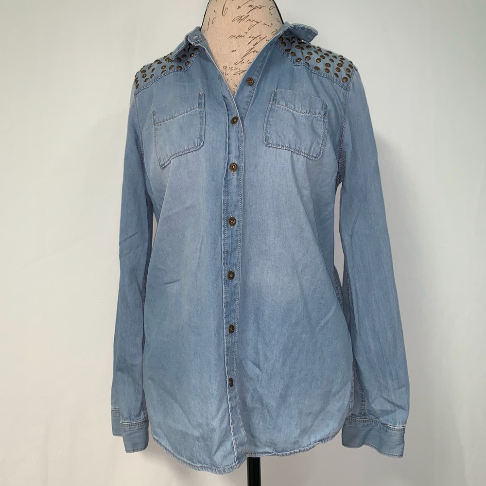 Ruff Hewn Denim Button down Top